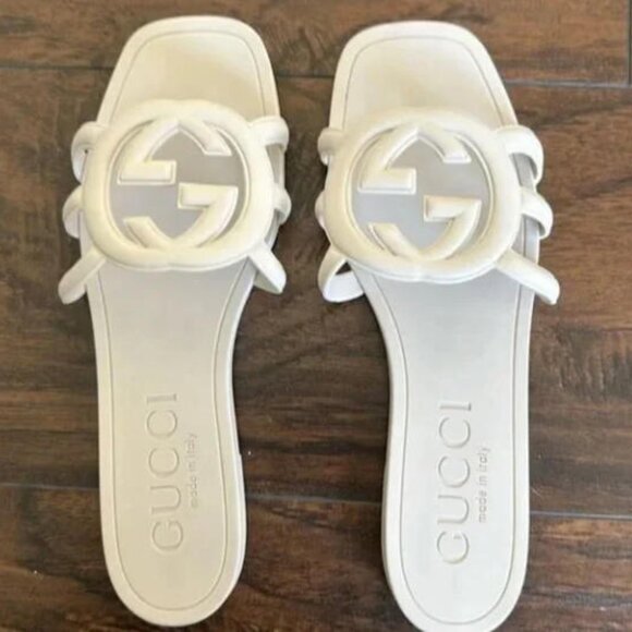 Gucci Women Sandals Slides Rubber .size 39 - Picture 1 of 4